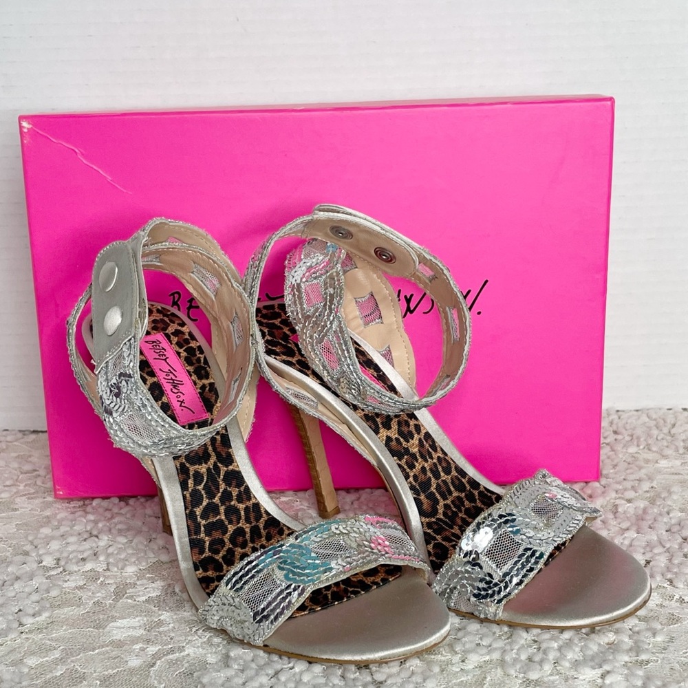 BETSEY JOHNSON  Silver High Heel Shoes Sequin Satin Ankle Strap 4.5" Siletto 8M